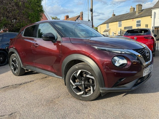 Nissan Juke 1.0 Dig-t N-connecta Suv Euro 6 Red