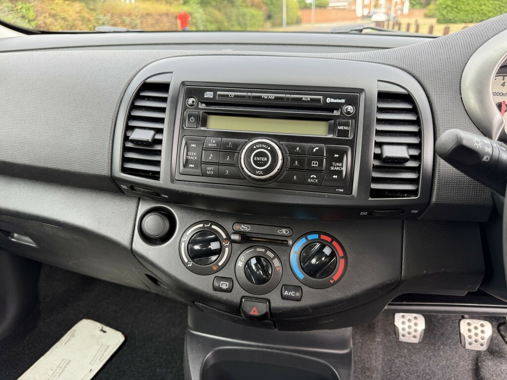 Nissan Micra 1.2 16V Acenta Black #13