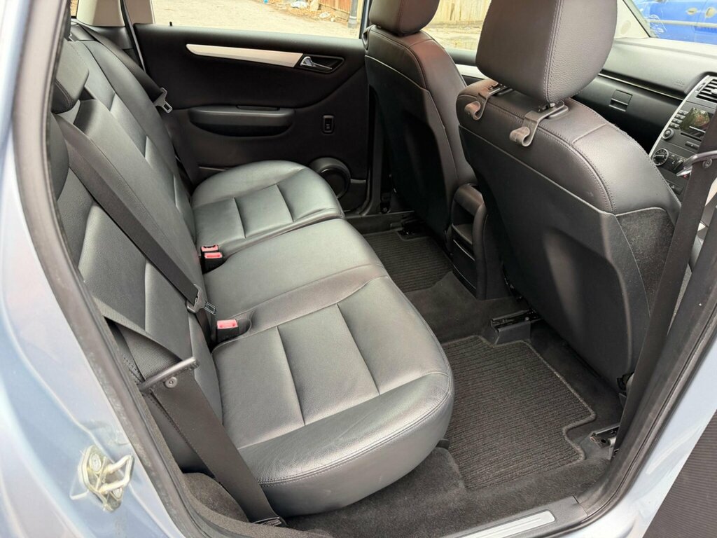 Mercedes-Benz B Class Mpv Grey #17