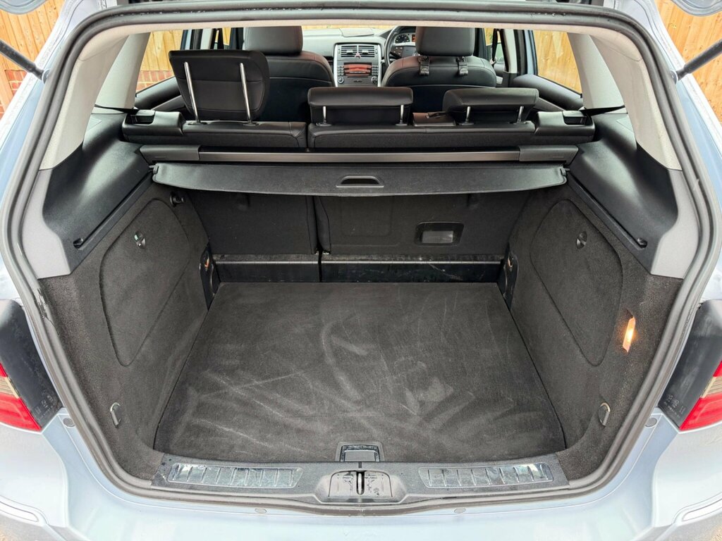 Mercedes-Benz B Class Mpv Grey #22