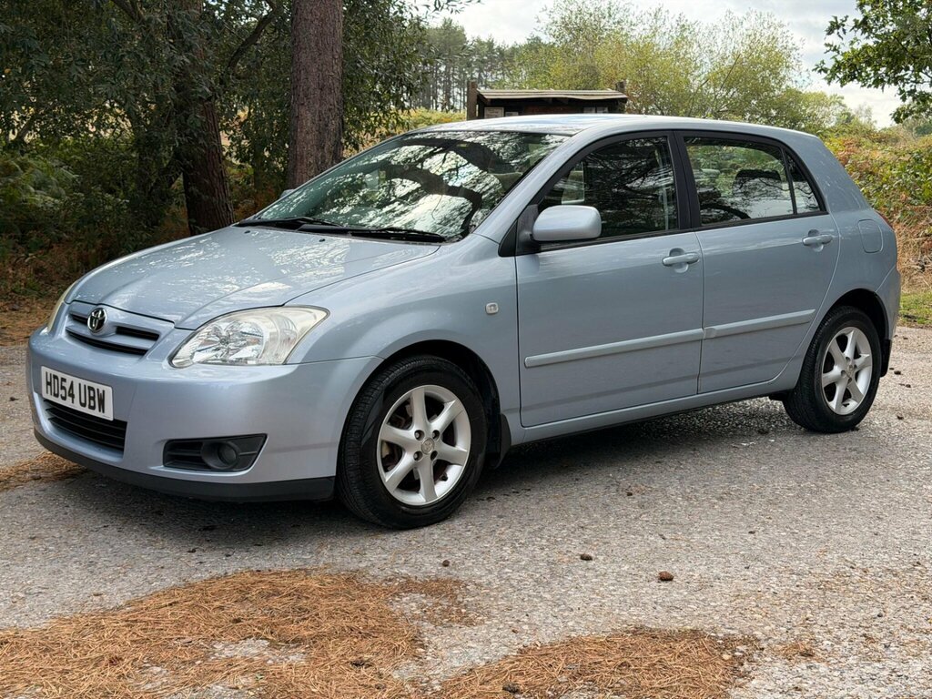 Toyota Corolla Hatchback Silver #5