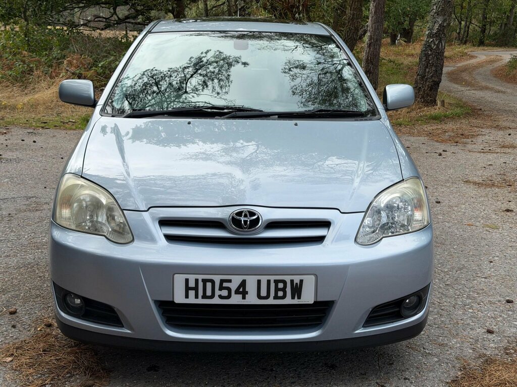 Toyota Corolla Hatchback Silver #3