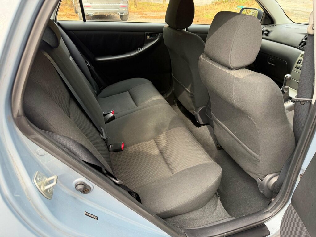 Toyota Corolla Hatchback Silver #15