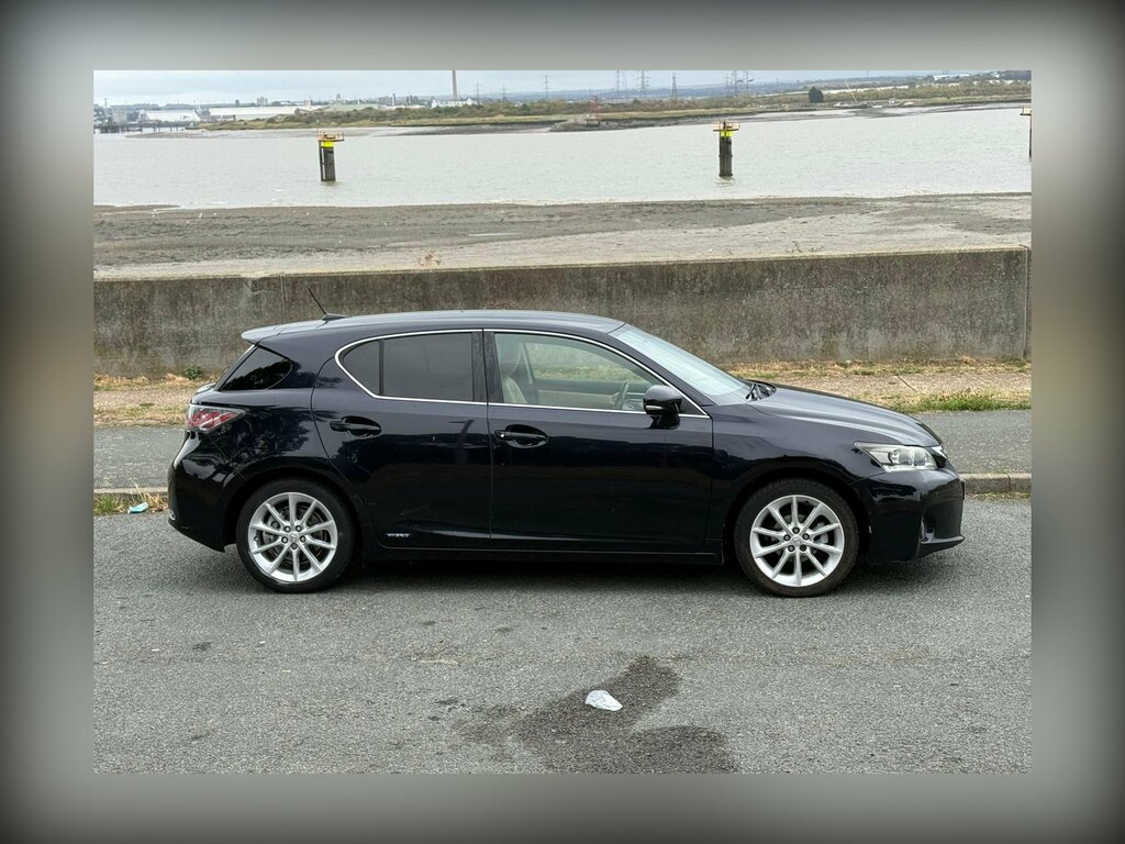 Lexus CT 200H 1.8 Premier Cvt Silver #8