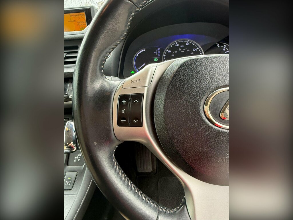 Lexus CT 200H 1.8 Premier Cvt Silver #20