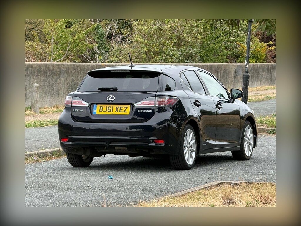 Lexus CT 200H 1.8 Premier Cvt Silver #9