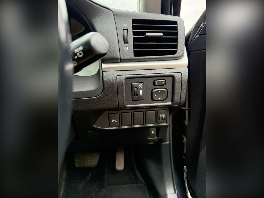 Lexus CT 200H 1.8 Premier Cvt Silver #12