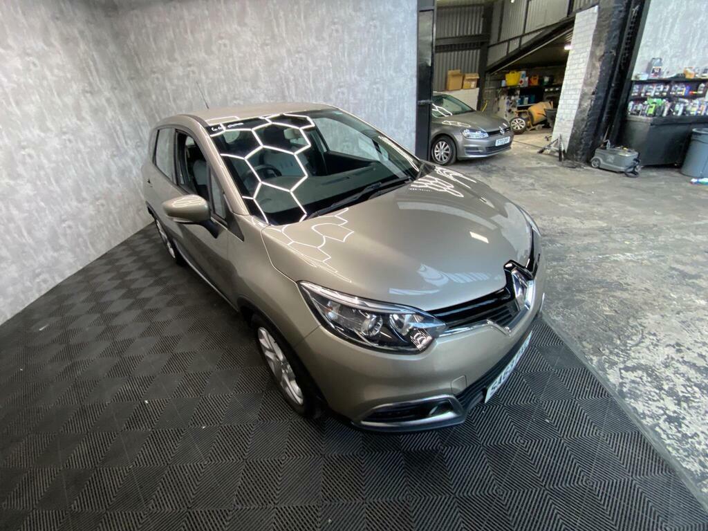 Renault Captur Dynamique Medianav Black #6