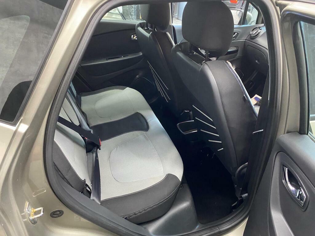 Renault Captur Dynamique Medianav Black #24