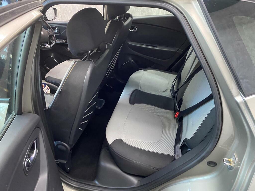 Renault Captur Dynamique Medianav Black #25