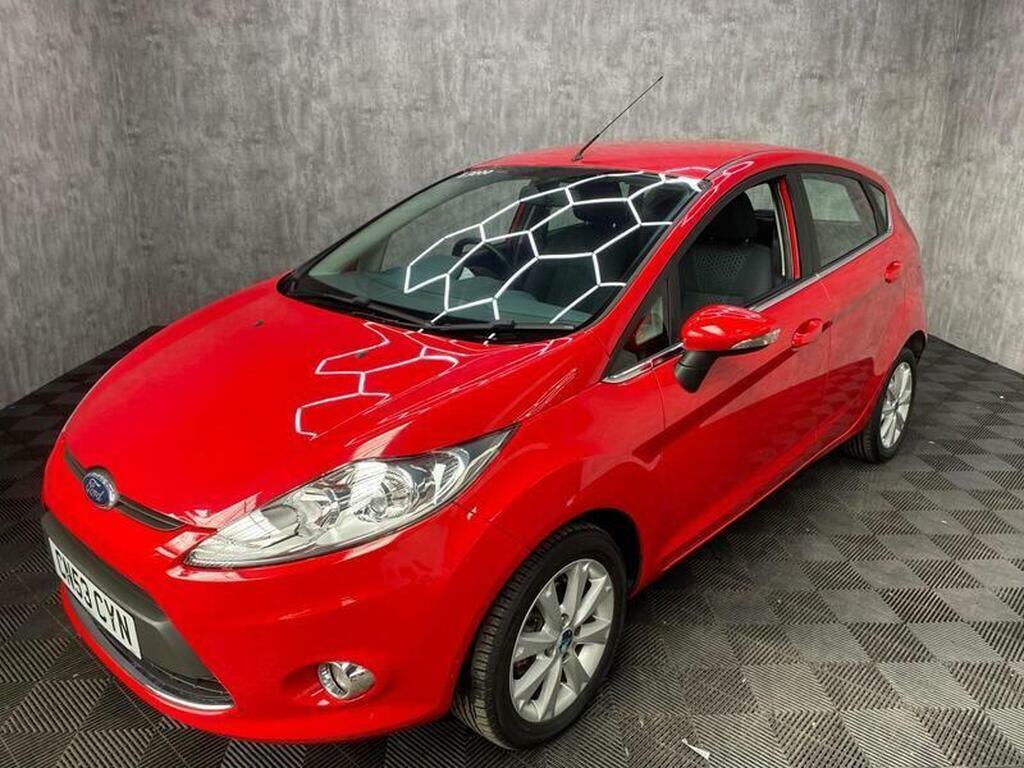 Ford Fiesta Hatchback Blue #1