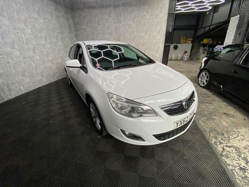 Vauxhall Astra 1.6 16V Active Limited Edition Euro 5 White #5