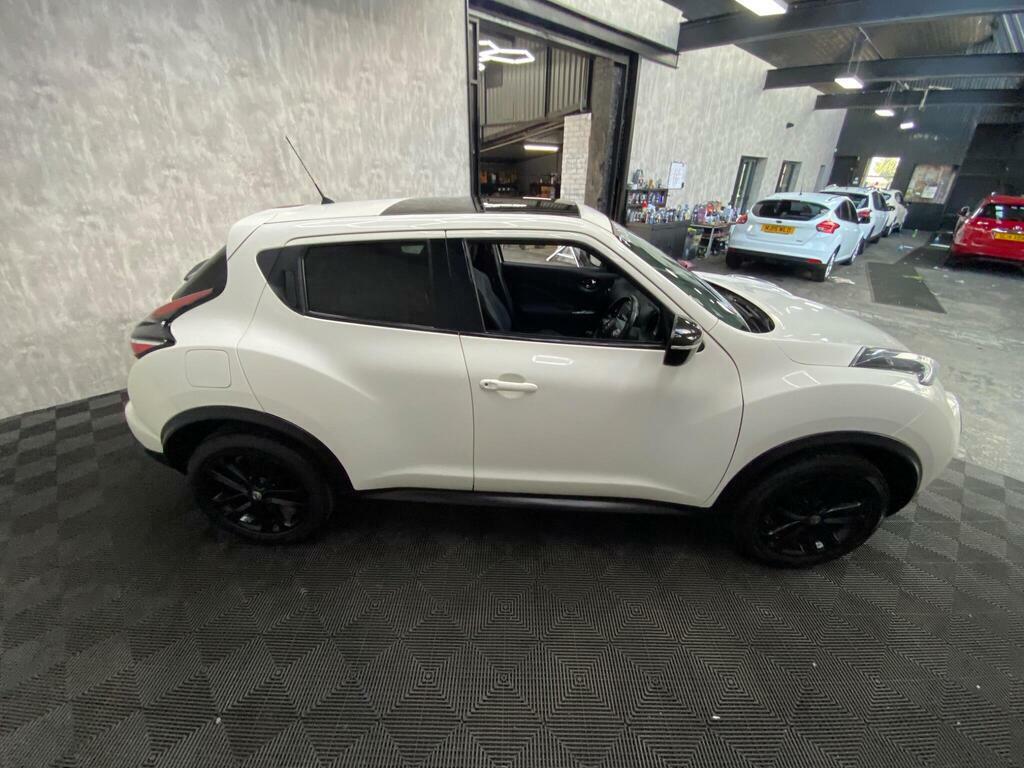 Nissan Juke 1.6 Tekna Xtronic Yellow #8