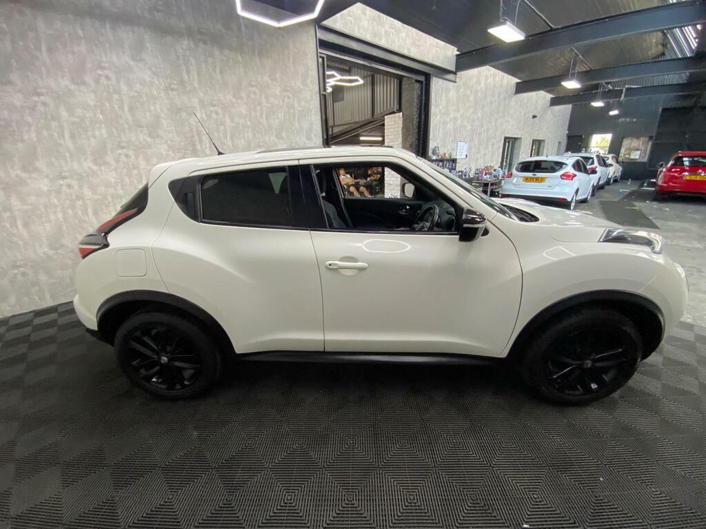 Nissan Juke 1.6 Tekna Xtronic Yellow #7