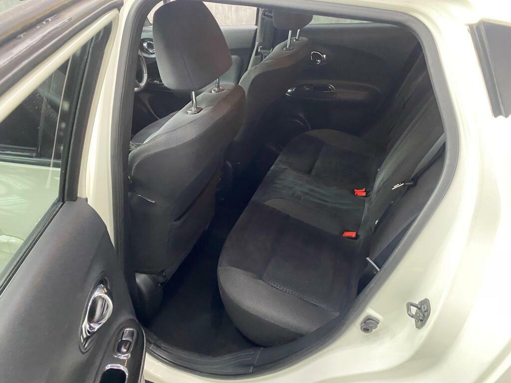 Nissan Juke 1.6 Tekna Xtronic Yellow #25