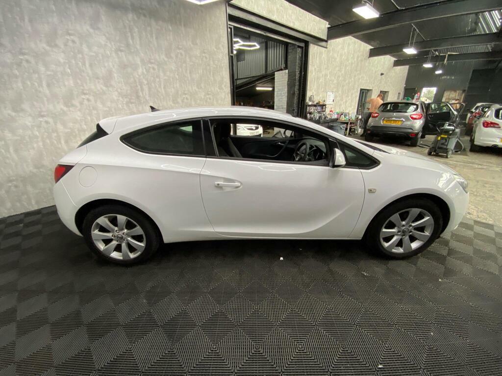 Vauxhall Astra GTC  Black #7