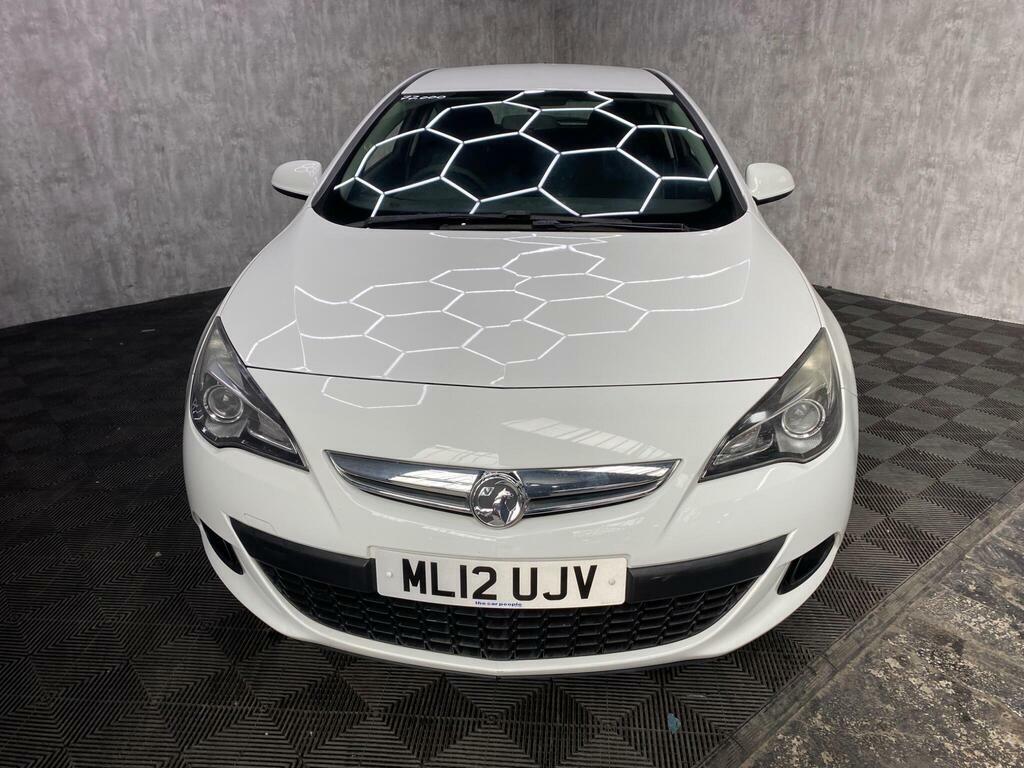 Vauxhall Astra GTC 1.4T 16V Sport Euro 5 S S White #3