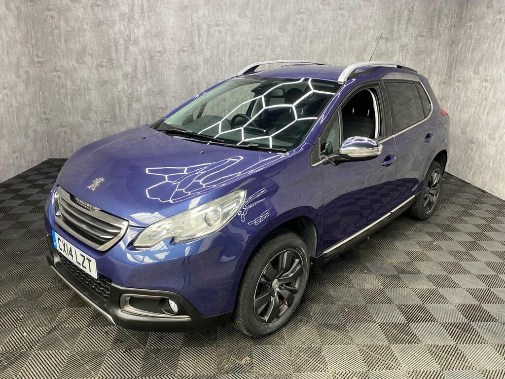 Peugeot 2008 Active White #1