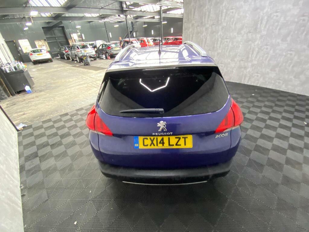 Peugeot 2008 Active White #12