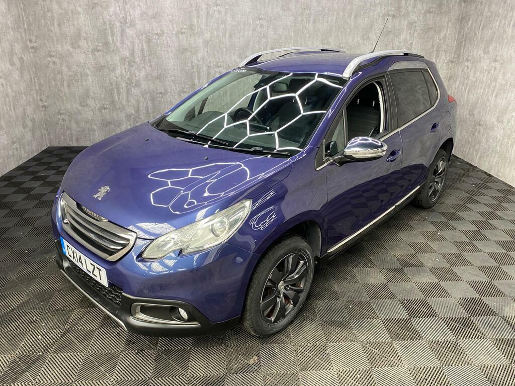 Peugeot 2008 Active White #2