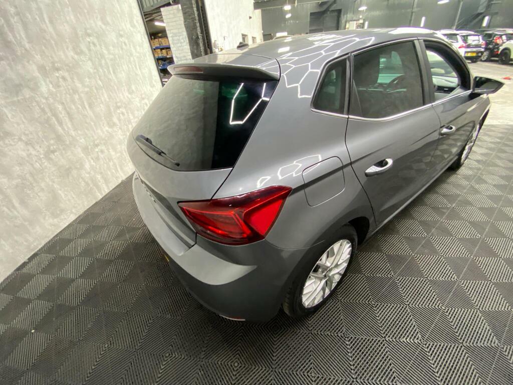 Seat Ibiza 1.0 Tsi 95 Se Black #9