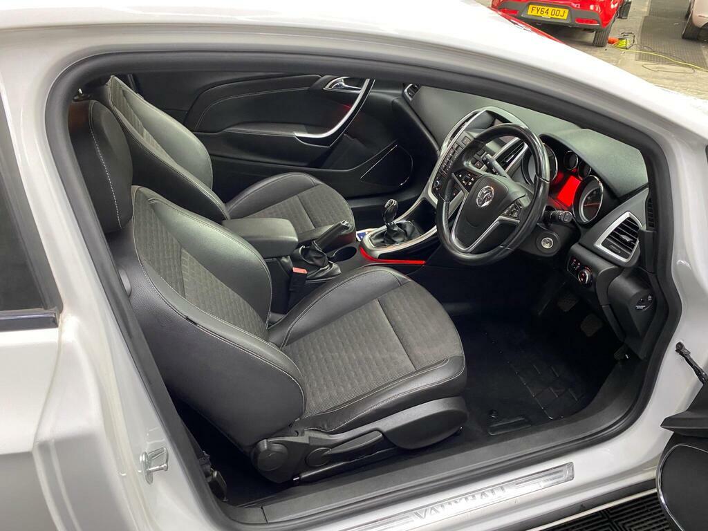Vauxhall Astra GTC Gtc Sri Cdti Black #21