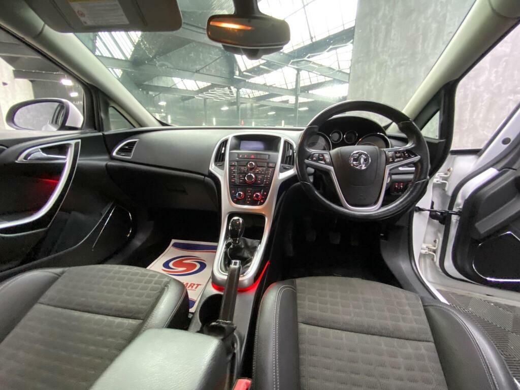 Vauxhall Astra GTC Gtc Sri Cdti Black #23