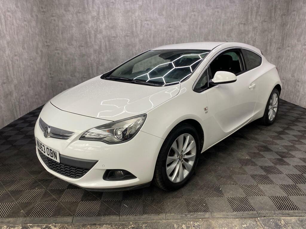 Vauxhall Astra GTC 1.6T 16V Sri Euro 5 White
