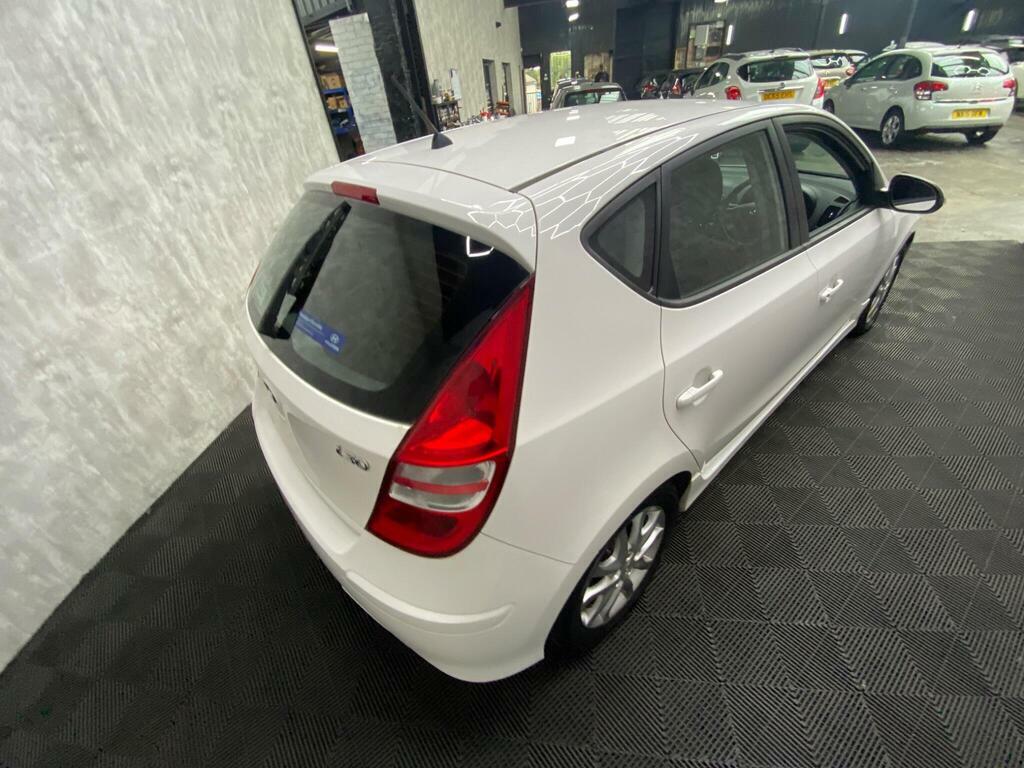 Hyundai I30 Crdi Comfort Black #9