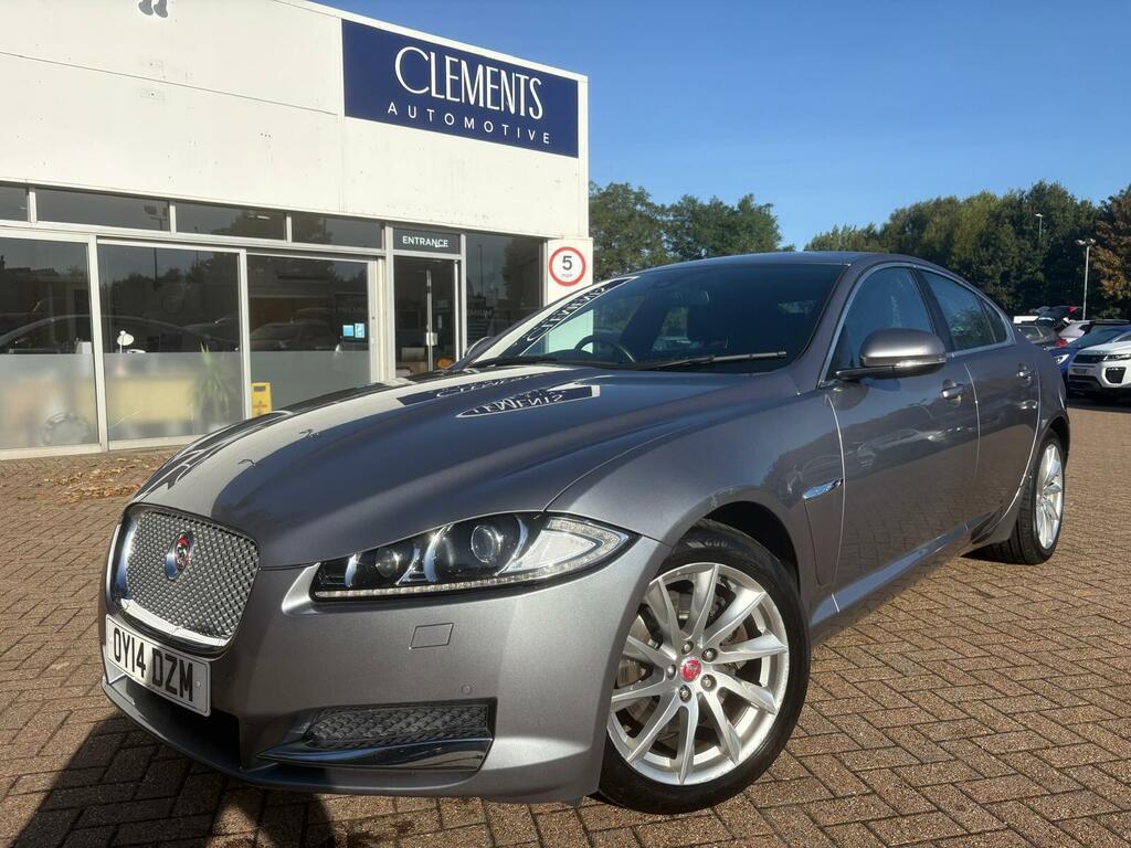 Jaguar XF 2.2D Premium Luxury Saloon Grey