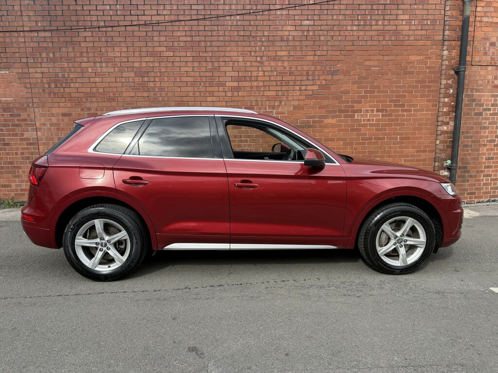 Audi Q5 2.0 Tfsi Sport Red #2