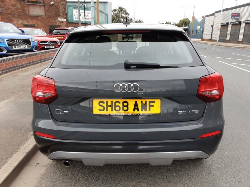 Audi Q2 30 Tfsi Se Grey #3