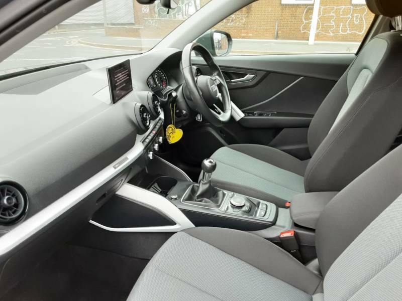 Audi Q2 30 Tfsi Se Grey #6
