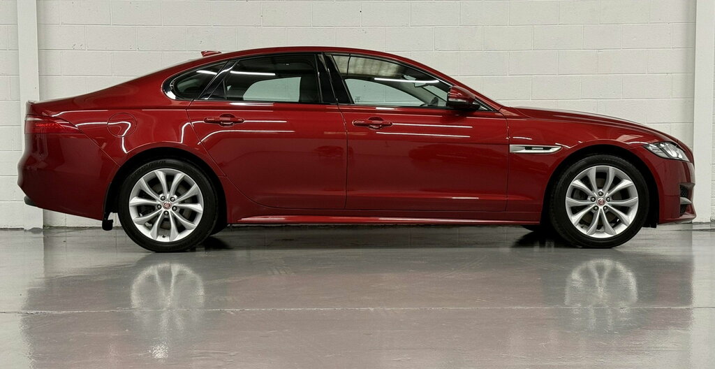 Jaguar XF 2.0D R-sport Saloon Euro 6 Ss Red #2