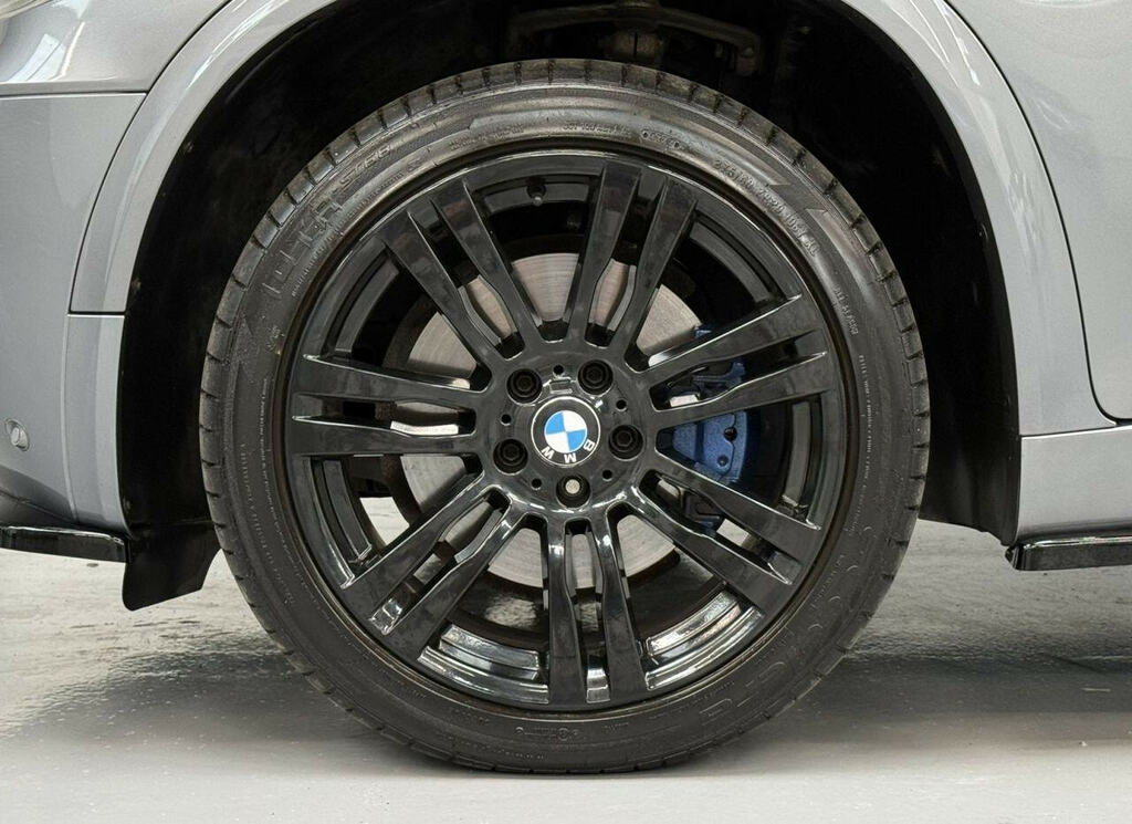 BMW X5   #33