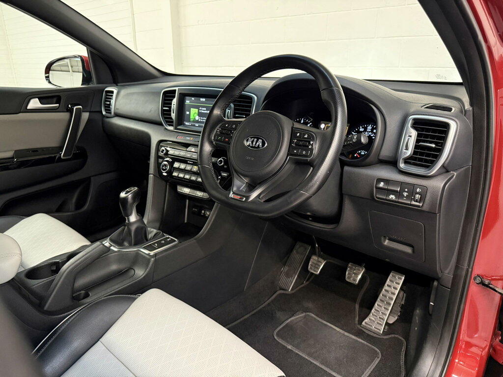 Kia Sportage 2 Crdi Isg White #9