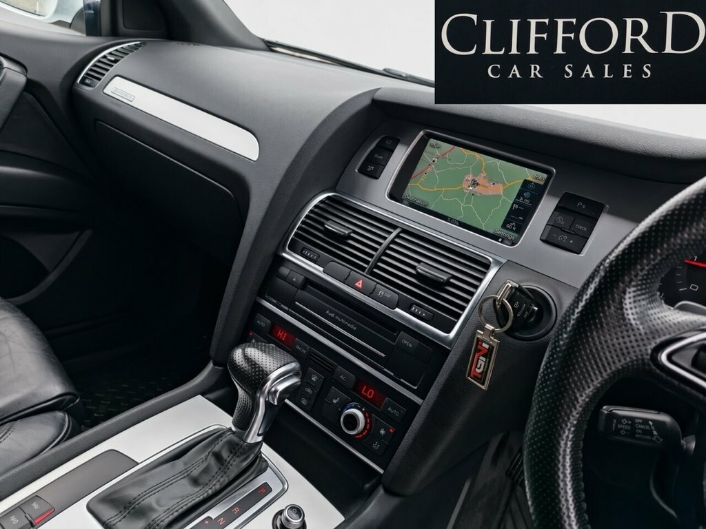 Audi Q7 3L S Line Plus White #6