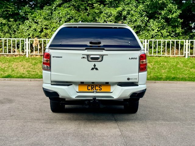 Mitsubishi L200 Green #7