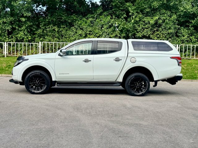 Mitsubishi L200 Green #11