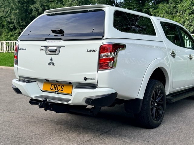 Mitsubishi L200 Green #36