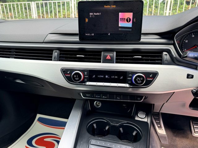 Audi A4 A4 S Line Black Edition 35 Tfsi S-a White #41