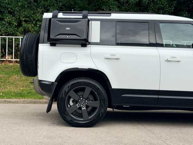 Land Rover Defender 110 3.0 D250 X-dynamic Hse 110 Black #13