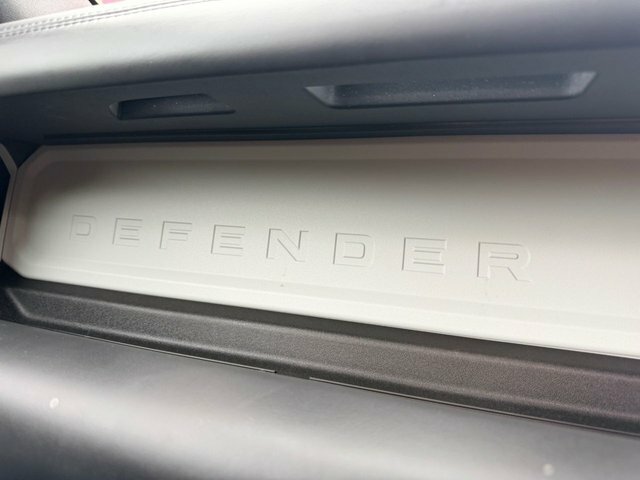 Land Rover Defender 110 3.0 D250 X-dynamic Hse 110 Black #32
