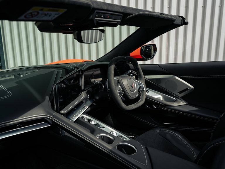 Chevrolet Corvette Stingray Stingray 3Lt Coupe Orange #2
