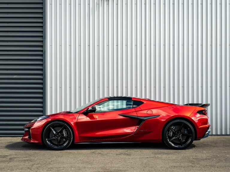 Chevrolet Corvette E-ray Coupe Red #3