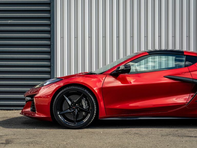 Chevrolet Corvette E-ray Coupe Red #4
