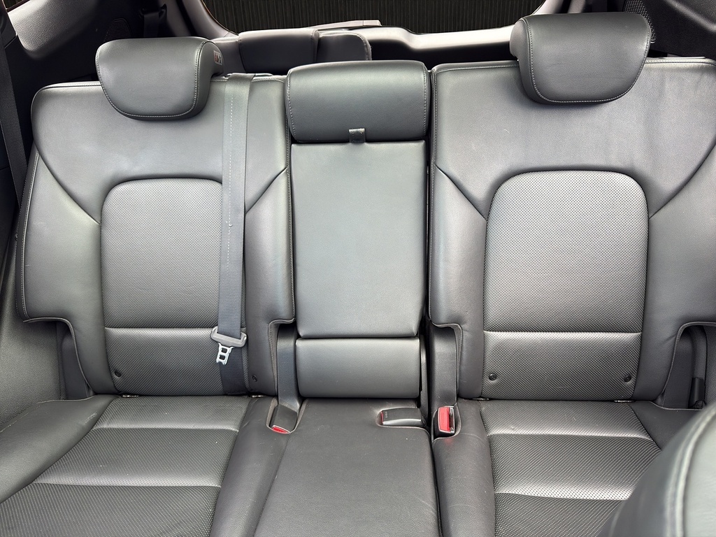 Hyundai Santa Fe Black #9
