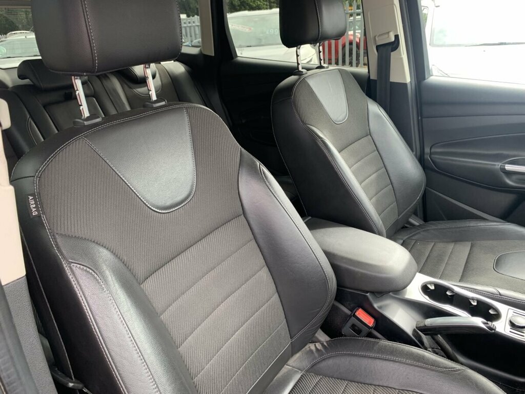Ford Kuga 2.0Tdci Titanium X White #11