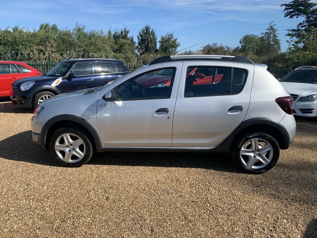 Dacia Sandero  White #9