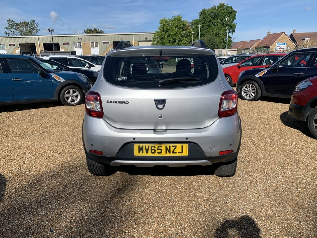 Dacia Sandero  White #8